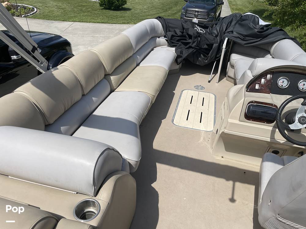 Slide: The Image of G3 Suncatcher Elite 322ss 2012 - 15438267