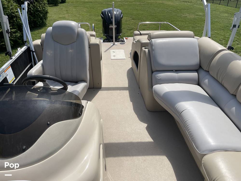 Slide: The Image of G3 Suncatcher Elite 322ss 2012 - 15438281