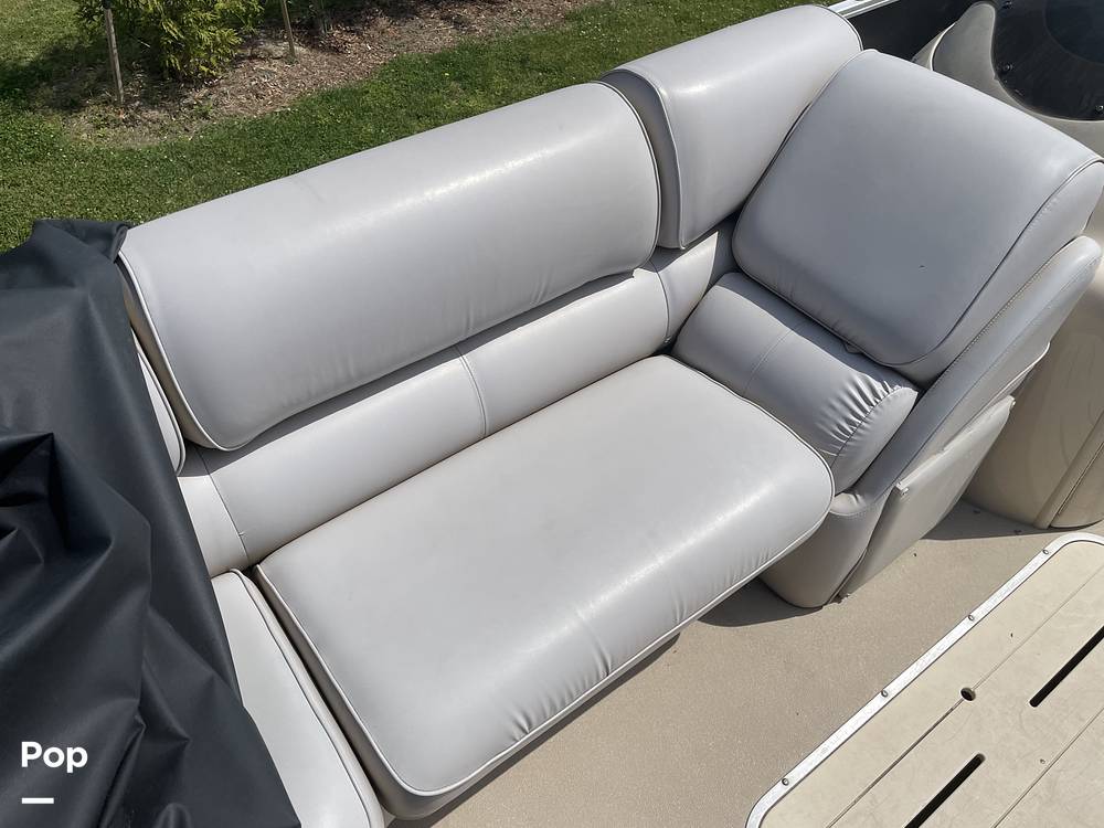 Slide: The Image of G3 Suncatcher Elite 322ss 2012 - 15438298