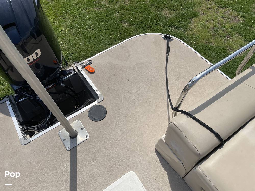 Slide: The Image of G3 Suncatcher Elite 322ss 2012 - 15438306