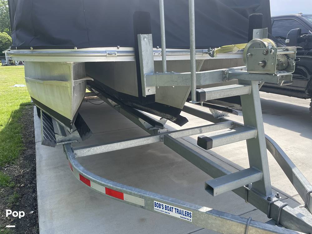 Slide: The Image of G3 Suncatcher Elite 322ss 2012 - 15438323