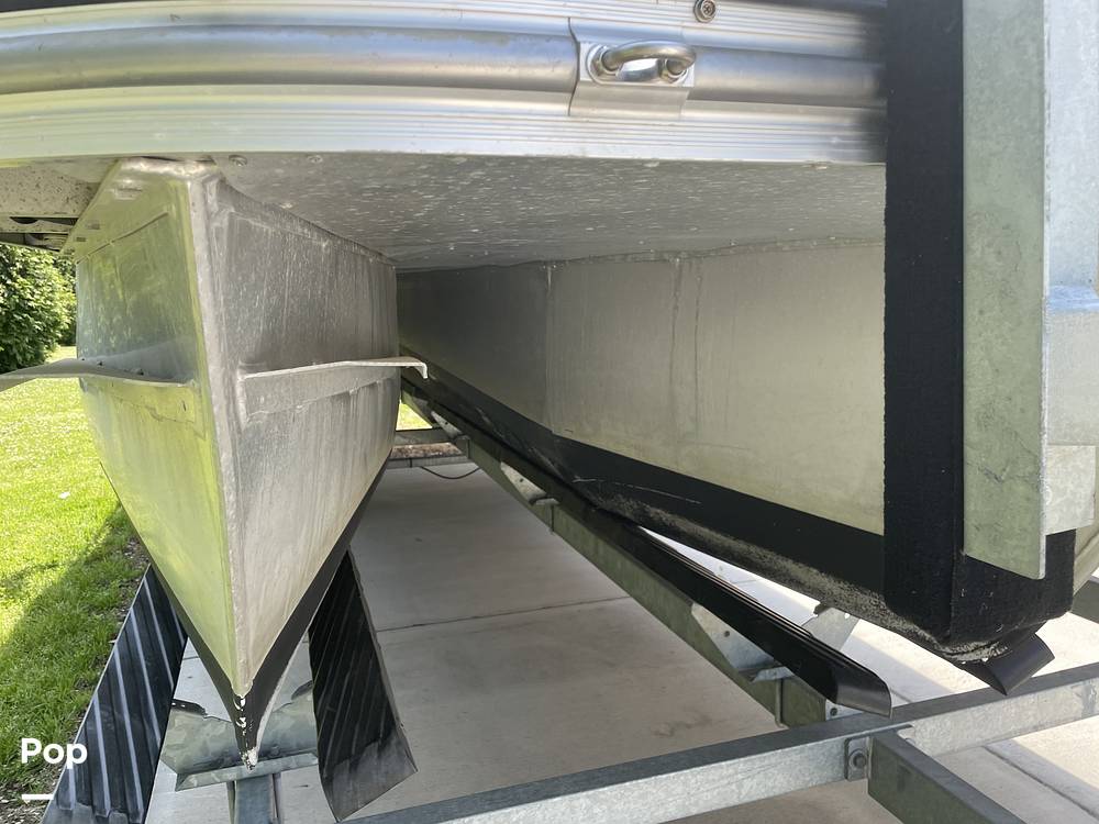 Slide: The Image of G3 Suncatcher Elite 322ss 2012 - 15438324