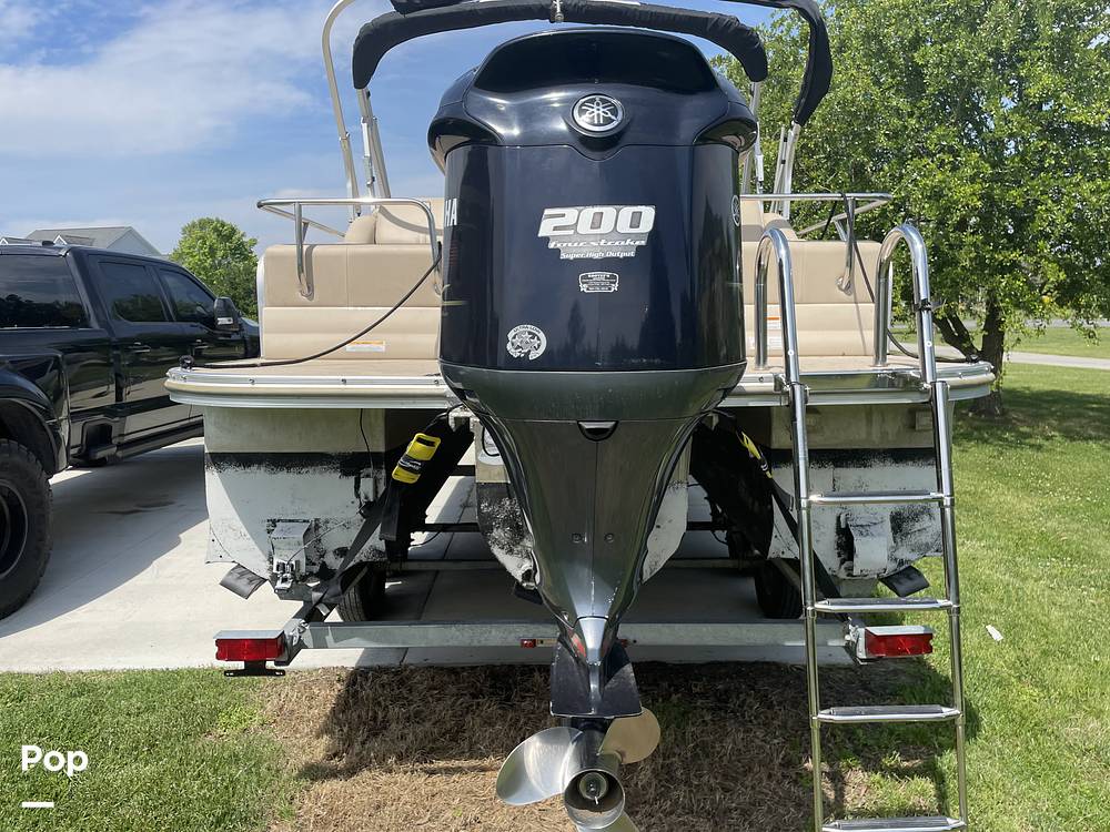 Slide: The Image of G3 Suncatcher Elite 322ss 2012 - 15438329