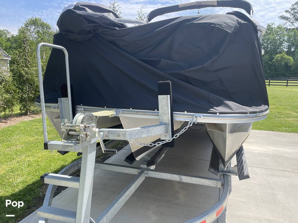 Slide: The Image of G3 Suncatcher Elite 322ss 2012 - 15438341