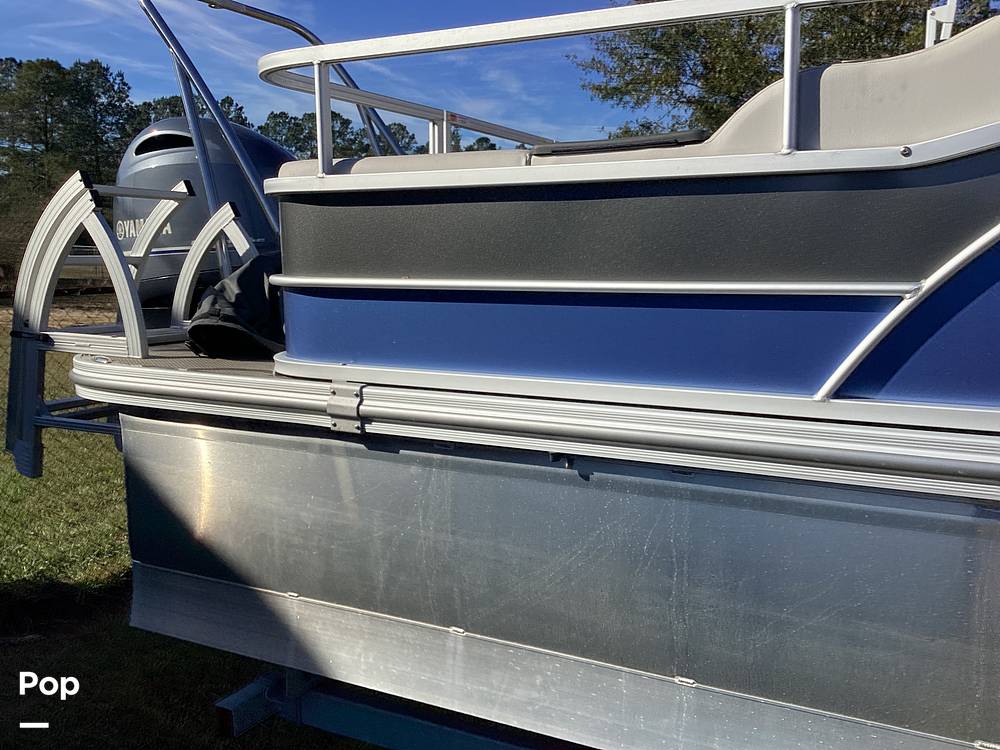 Slide: The Image of G3 Suncatcher Tritoon Select 322ss 2022 - 11669291