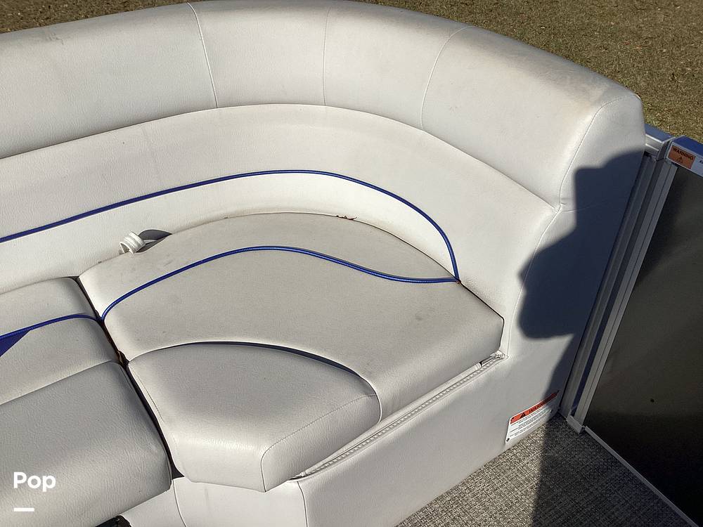 Slide: The Image of G3 Suncatcher Tritoon Select 322ss 2022 - 11669321