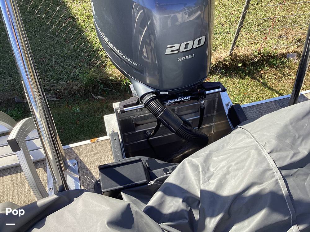 Slide: The Image of G3 Suncatcher Tritoon Select 322ss 2022 - 11669351