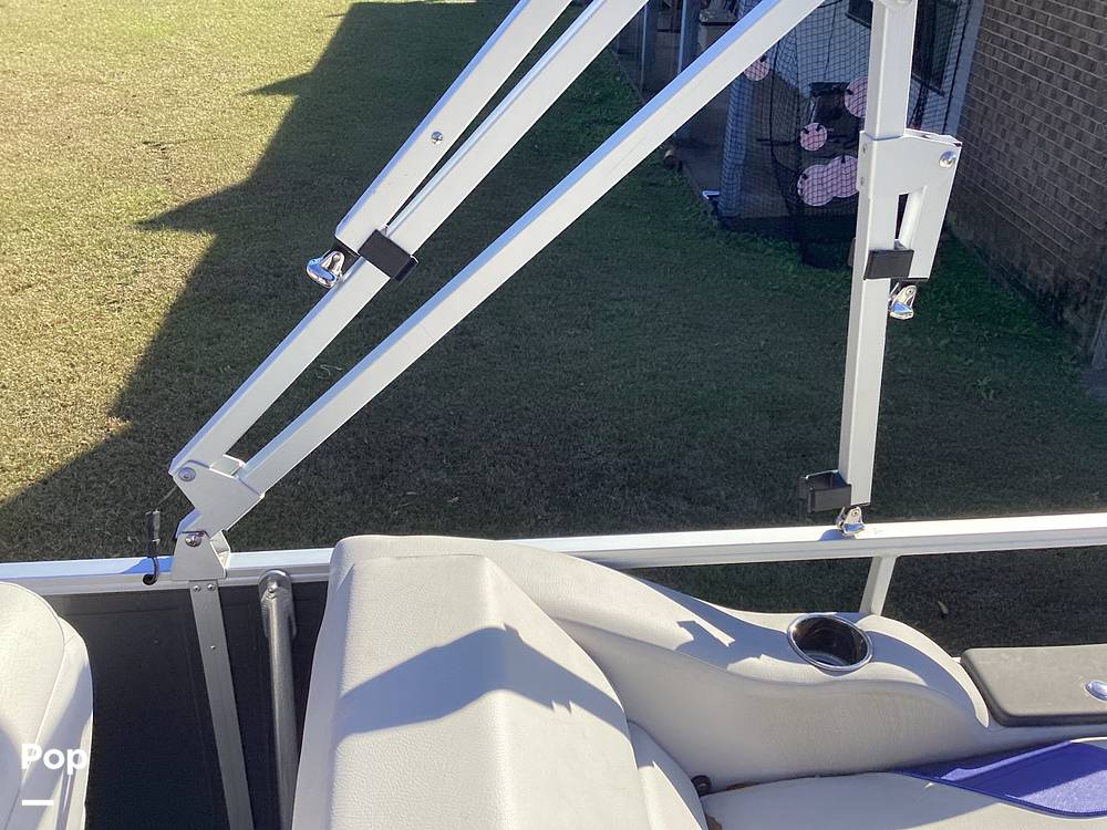 Slide: The Image of G3 Suncatcher Tritoon Select 322ss 2022 - 11669357