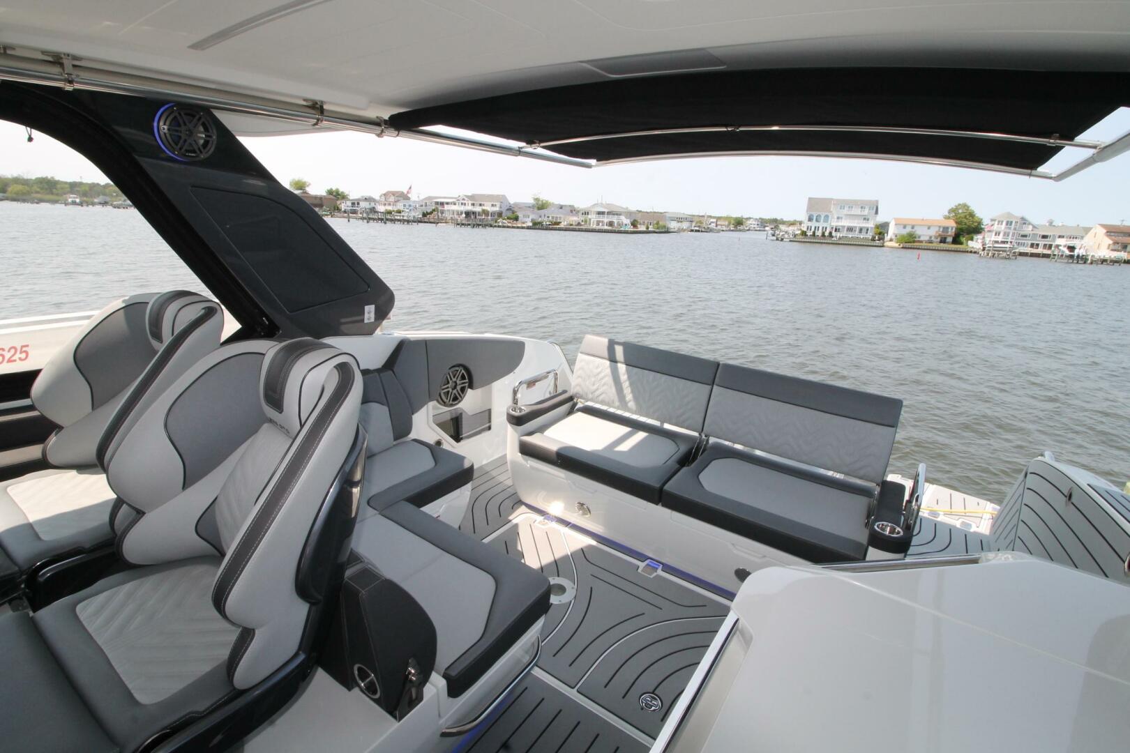 Slide: The Image of Galeon 325 GTO 2022 - 5651738