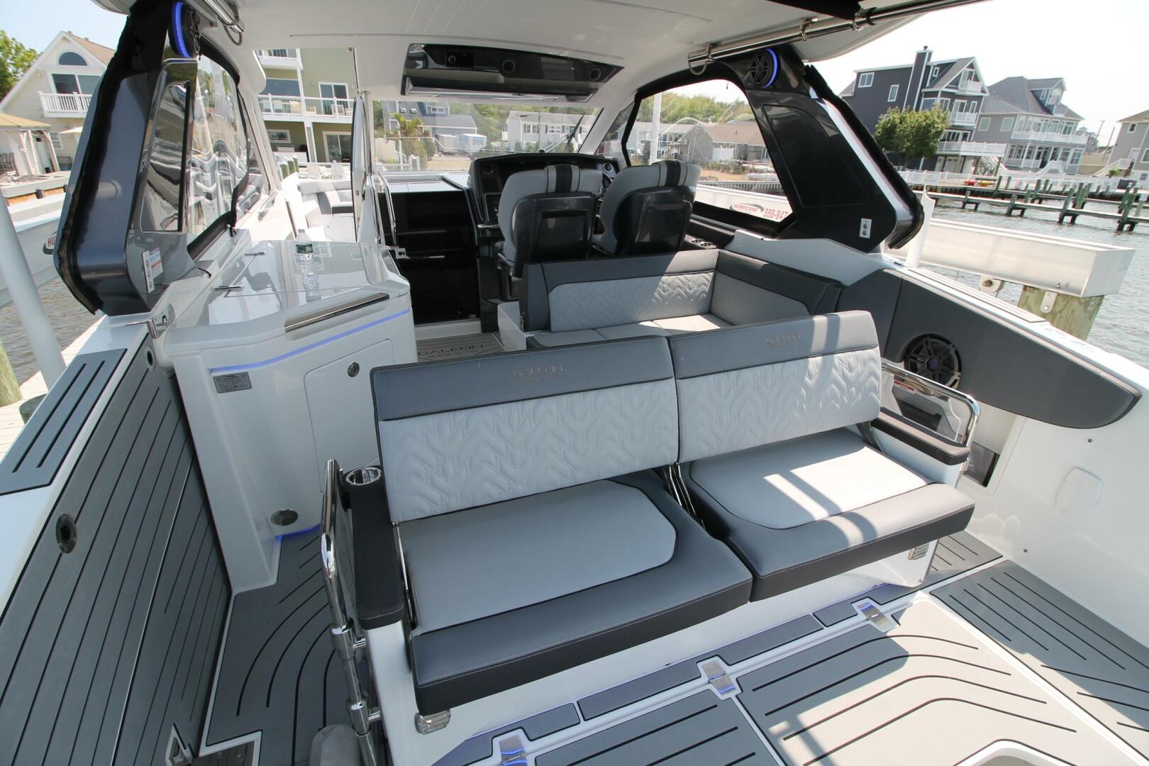 Slide: The Image of Galeon 325 GTO 2022 - 5651737