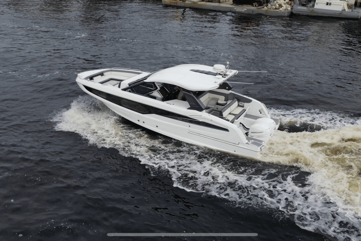 Slide: The Image of Galeon 325 GTO 2022 - 2