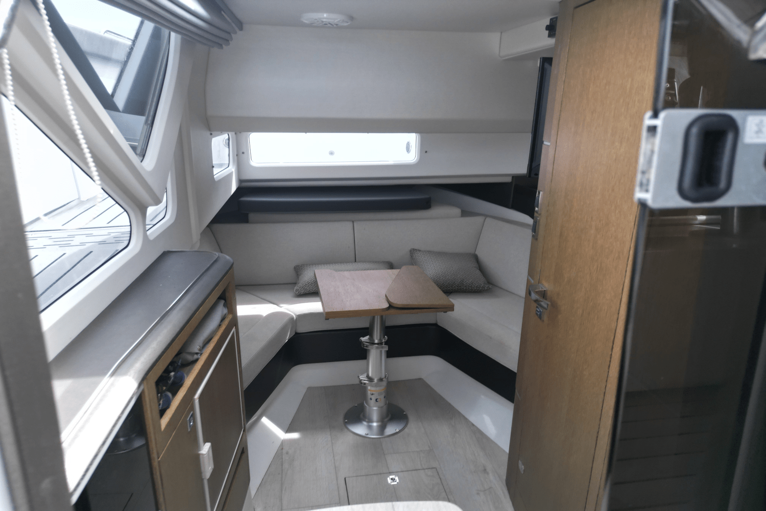 Slide: The Image of Galeon 325 GTO 2022 - 29