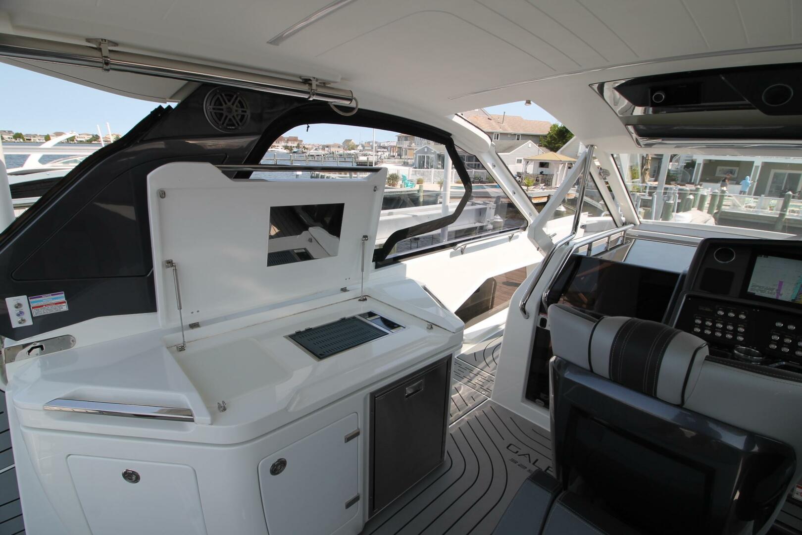 Slide: The Image of Galeon 325 GTO 2022 - 5651732