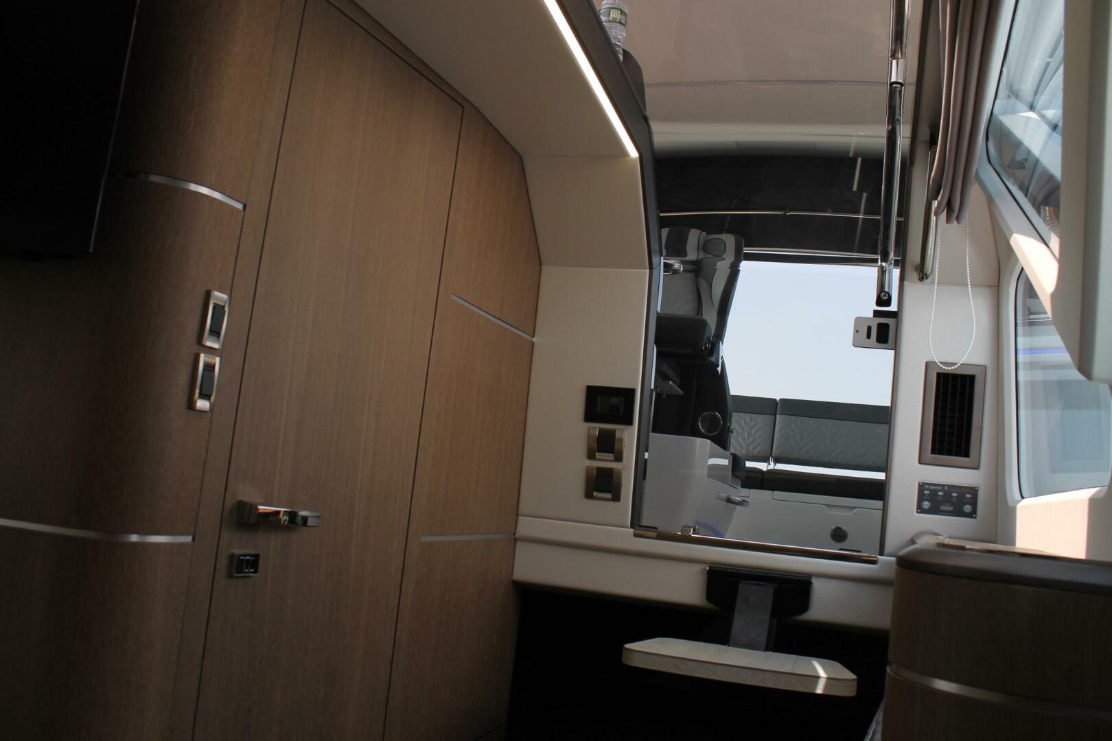 Slide: The Image of Galeon 325 GTO 2022 - 5651744