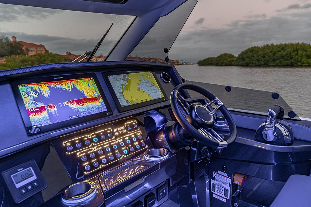 Slide: The Image of Galeon 325 GTO 2023 - 12