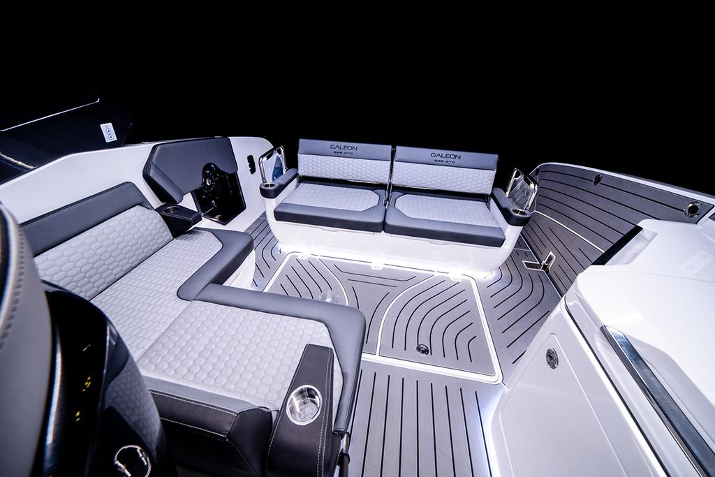 Slide: The Image of Galeon 325 GTO 2023 - 13
