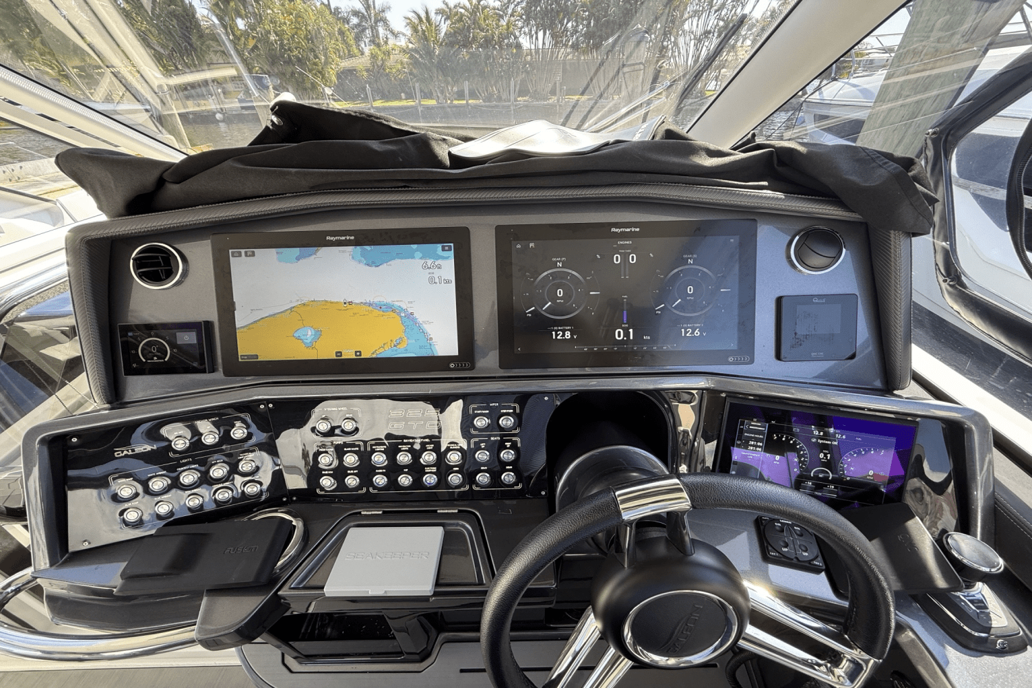 Slide: The Image of Galeon 325 GTO 2023 - 6