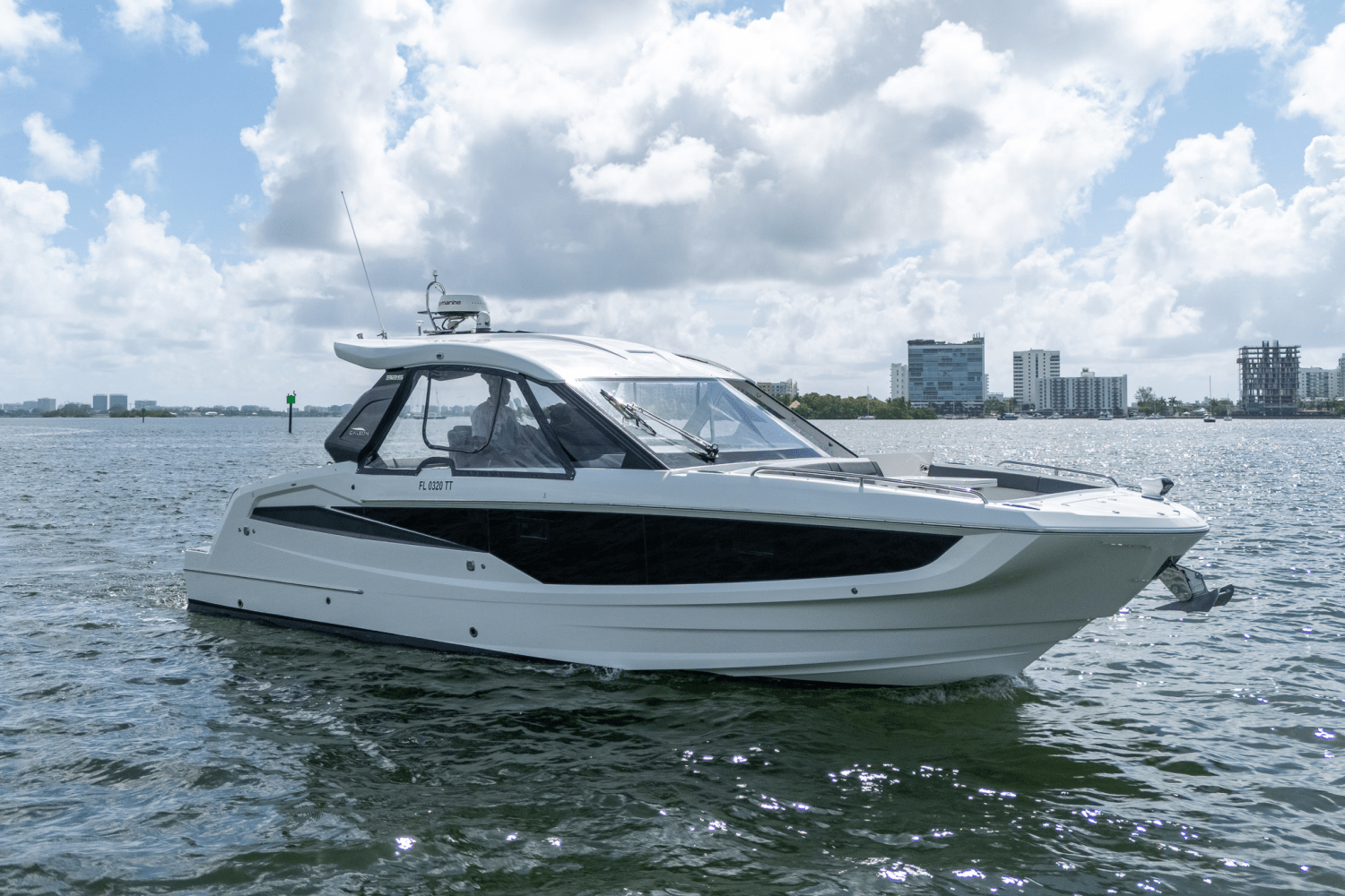 Slide: The Image of Galeon 325 GTO 2024 - 0