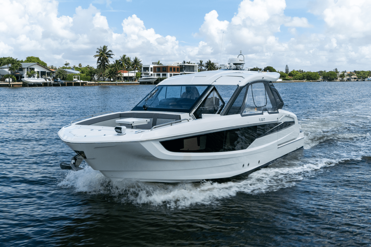 Slide: The Image of Galeon 325 GTO 2024 - 1