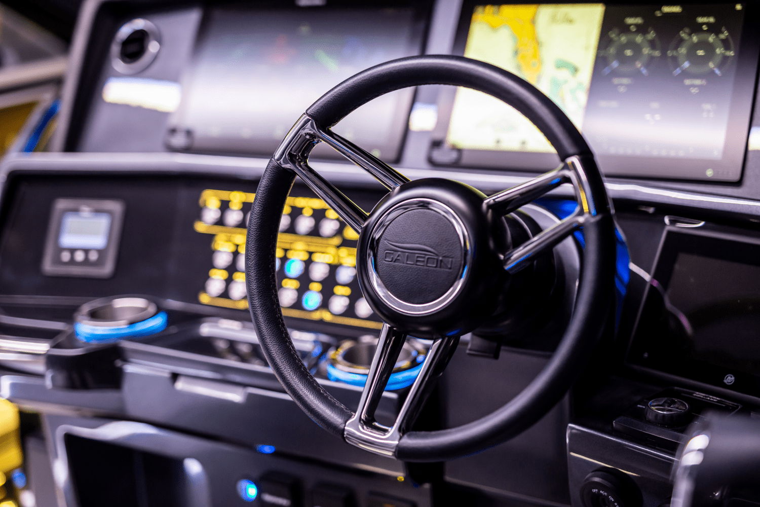 Slide: The Image of Galeon 325 GTO 2024 - 25