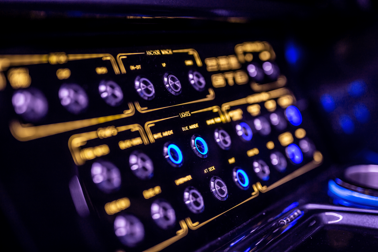 Slide: The Image of Galeon 325 GTO 2024 - 29