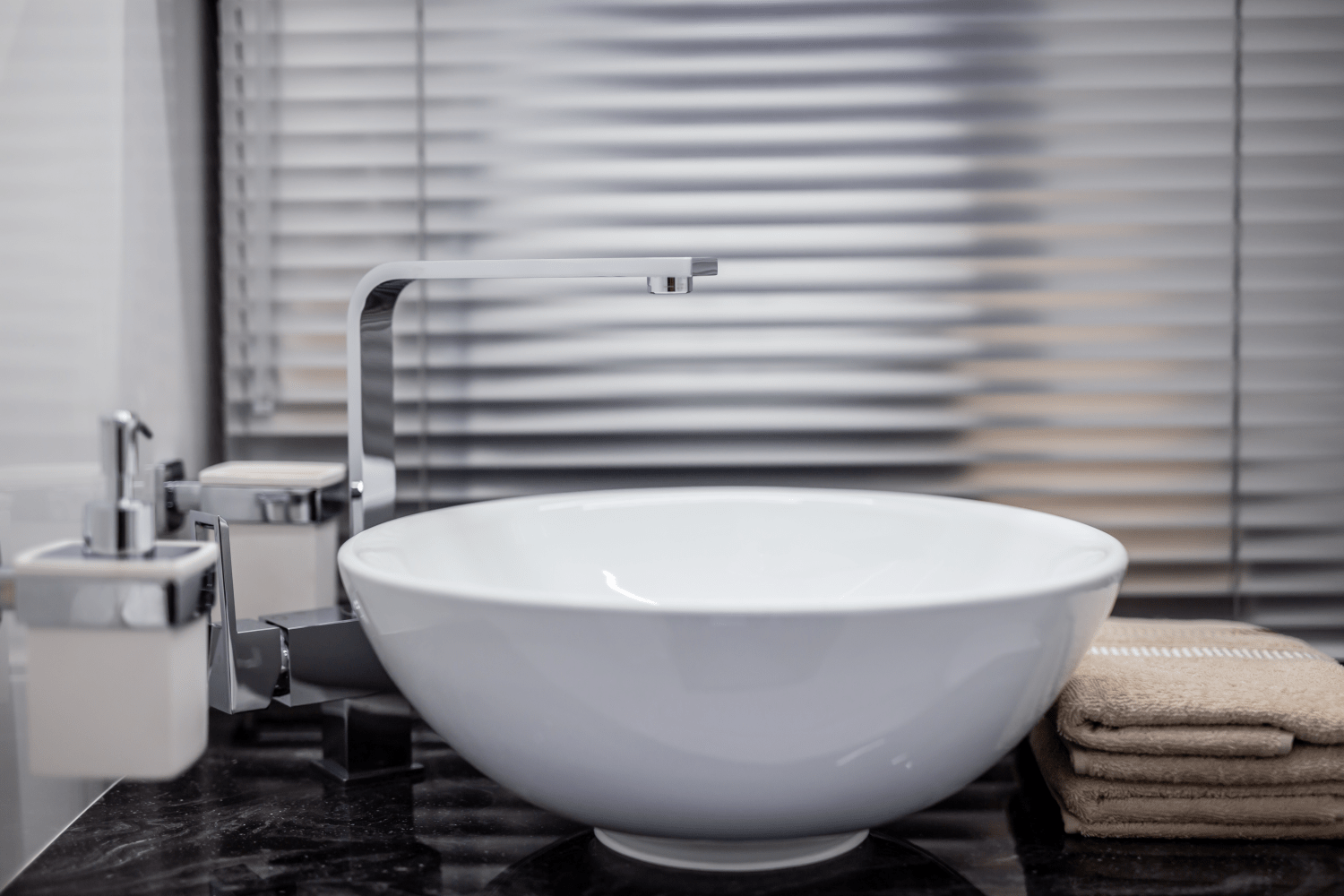 Slide: The Image of Galeon 325 GTO 2024 - 44