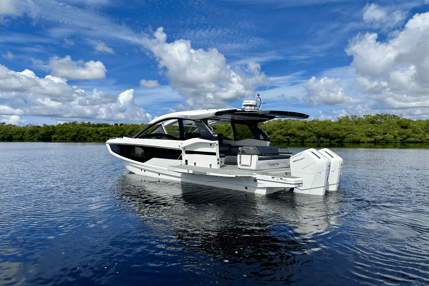 Slide: The Image of Galeon 375 GTO 2023 - 8
