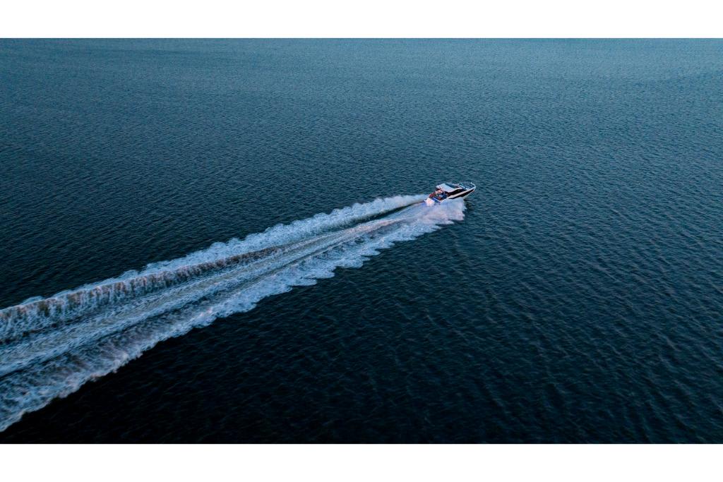 Slide: The Image of Galeon 375 GTO 2026 - 107