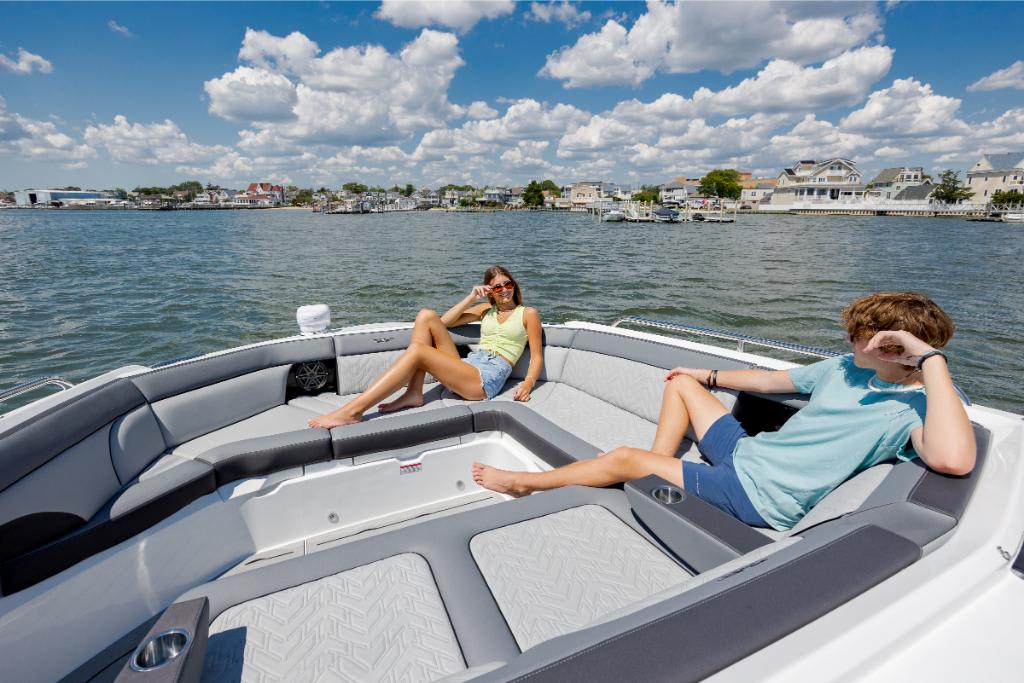 Slide: The Image of Galeon 375 GTO 2026 - 117