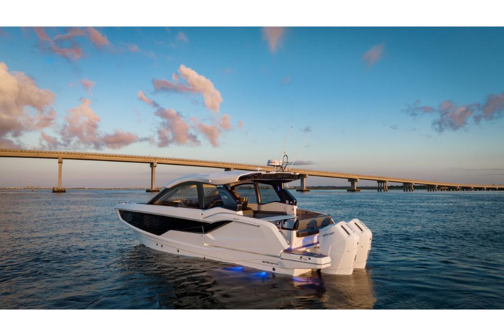 Slide: The Image of Galeon 375 GTO 2026 - 12