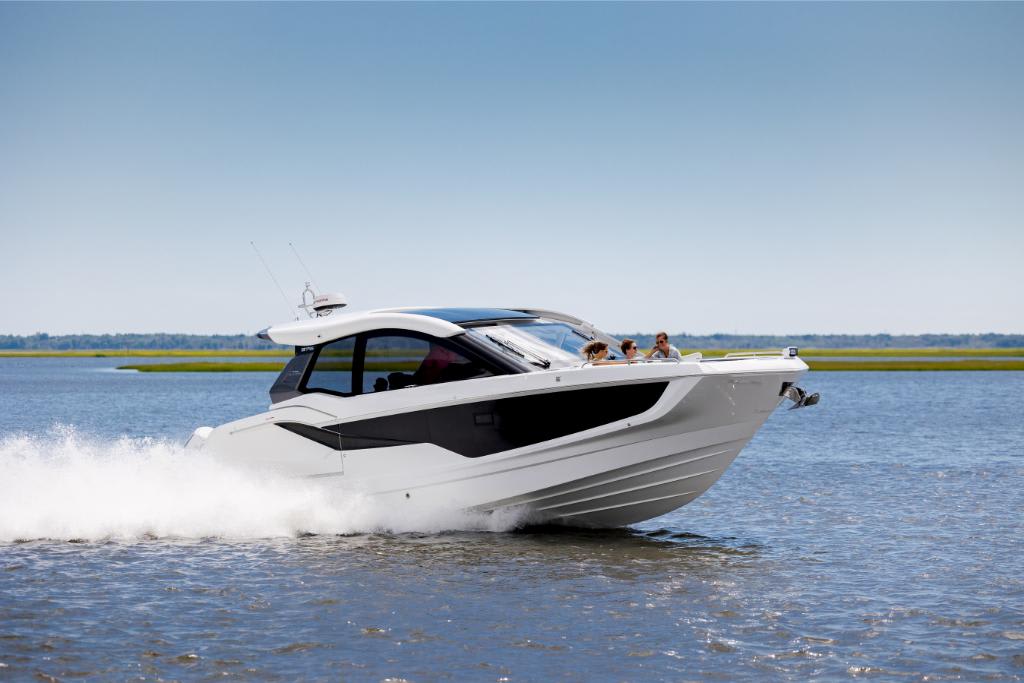 Slide: The Image of Galeon 375 GTO 2026 - 123