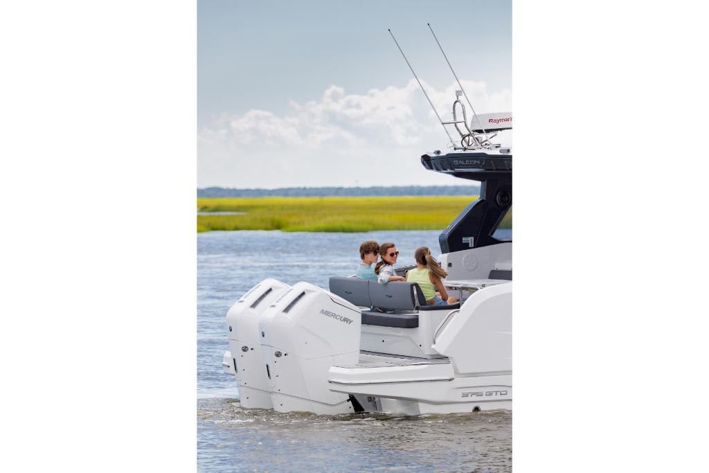 Slide: The Image of Galeon 375 GTO 2026 - 128