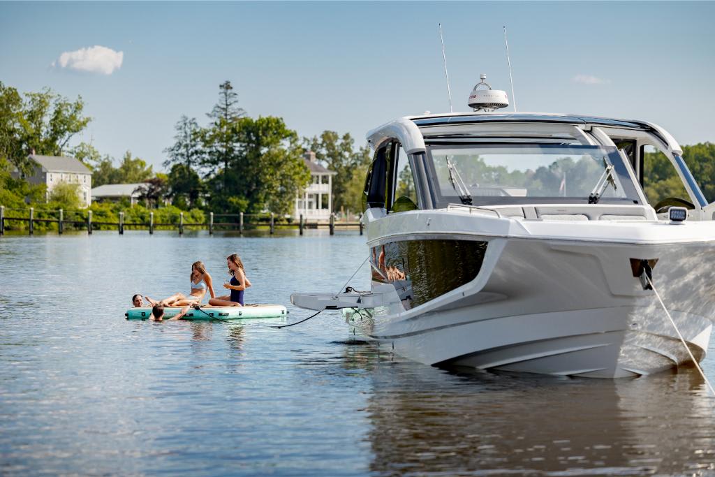 Slide: The Image of Galeon 375 GTO 2026 - 156