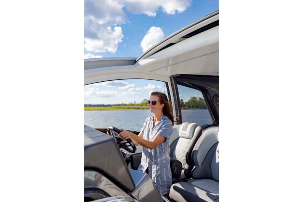 Slide: The Image of Galeon 375 GTO 2026 - 162