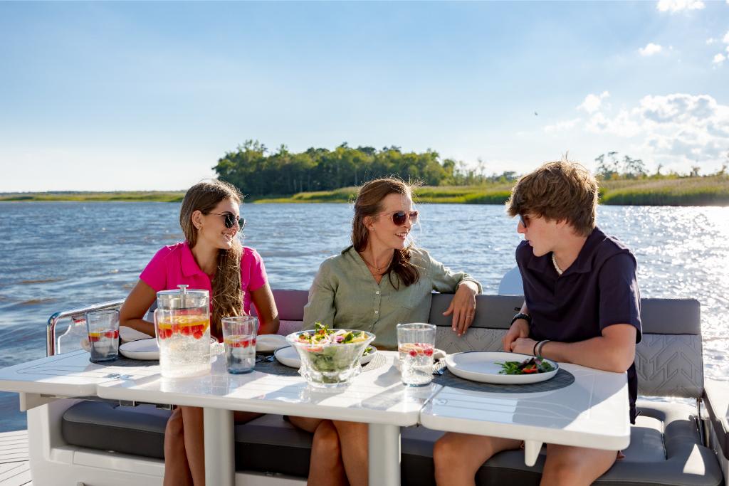 Slide: The Image of Galeon 375 GTO 2026 - 175