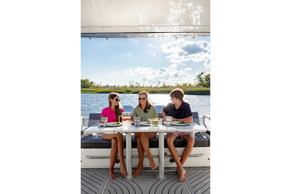 Slide: The Image of Galeon 375 GTO 2026 - 176