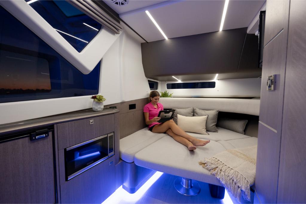 Slide: The Image of Galeon 375 GTO 2026 - 196