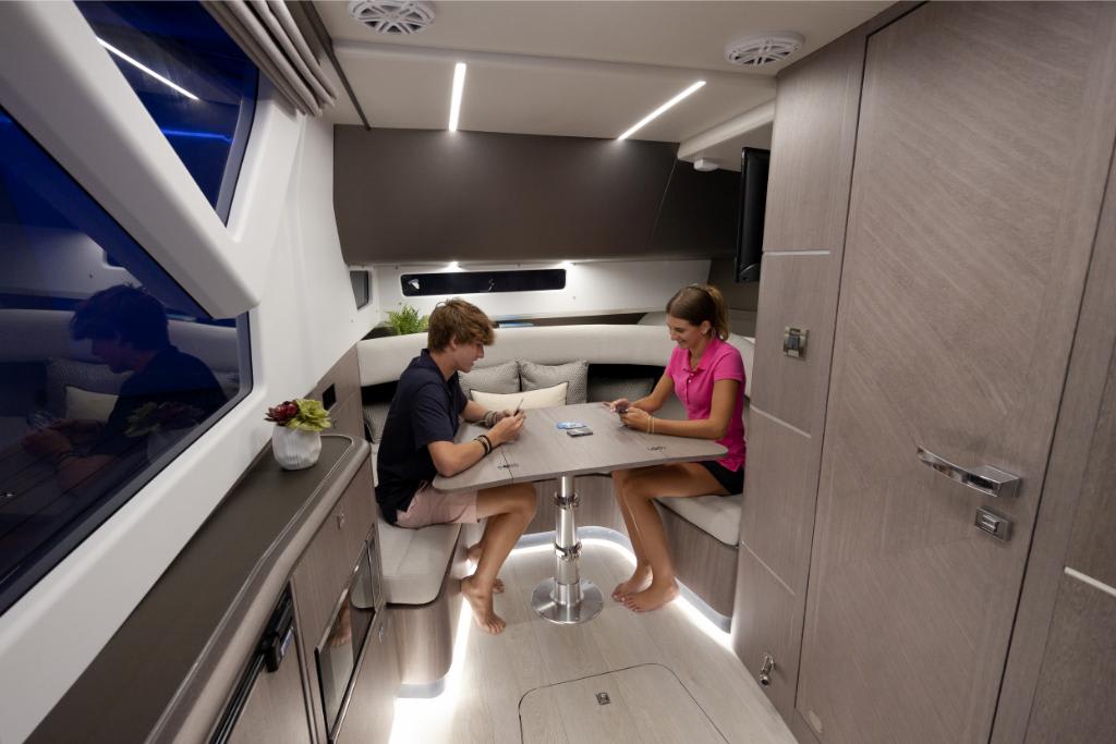 Slide: The Image of Galeon 375 GTO 2026 - 197