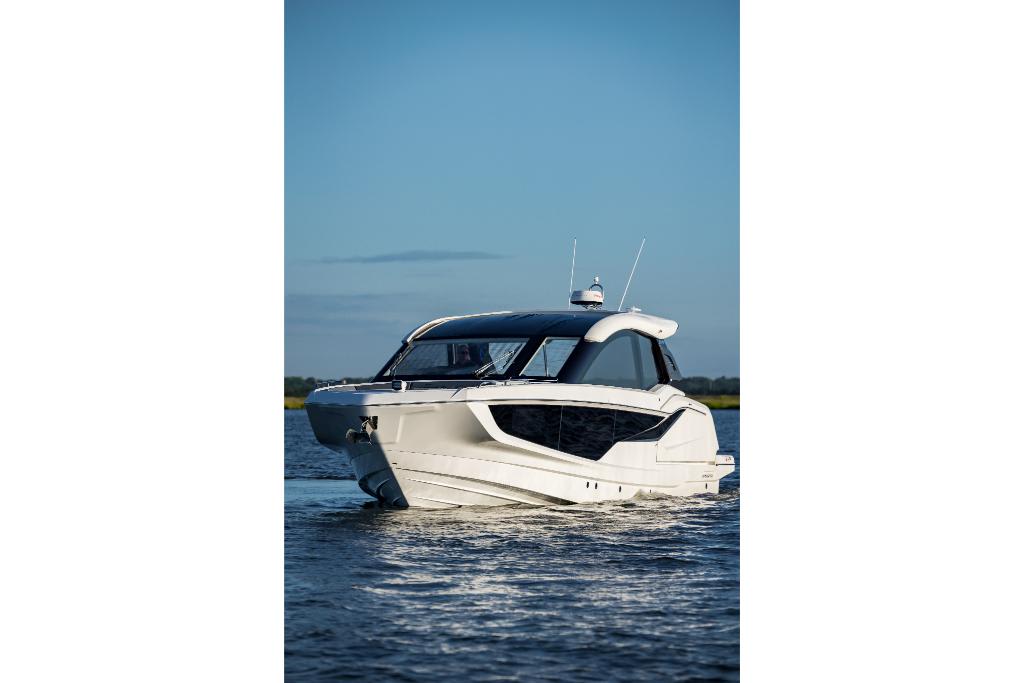 Slide: The Image of Galeon 375 GTO 2026 - 207