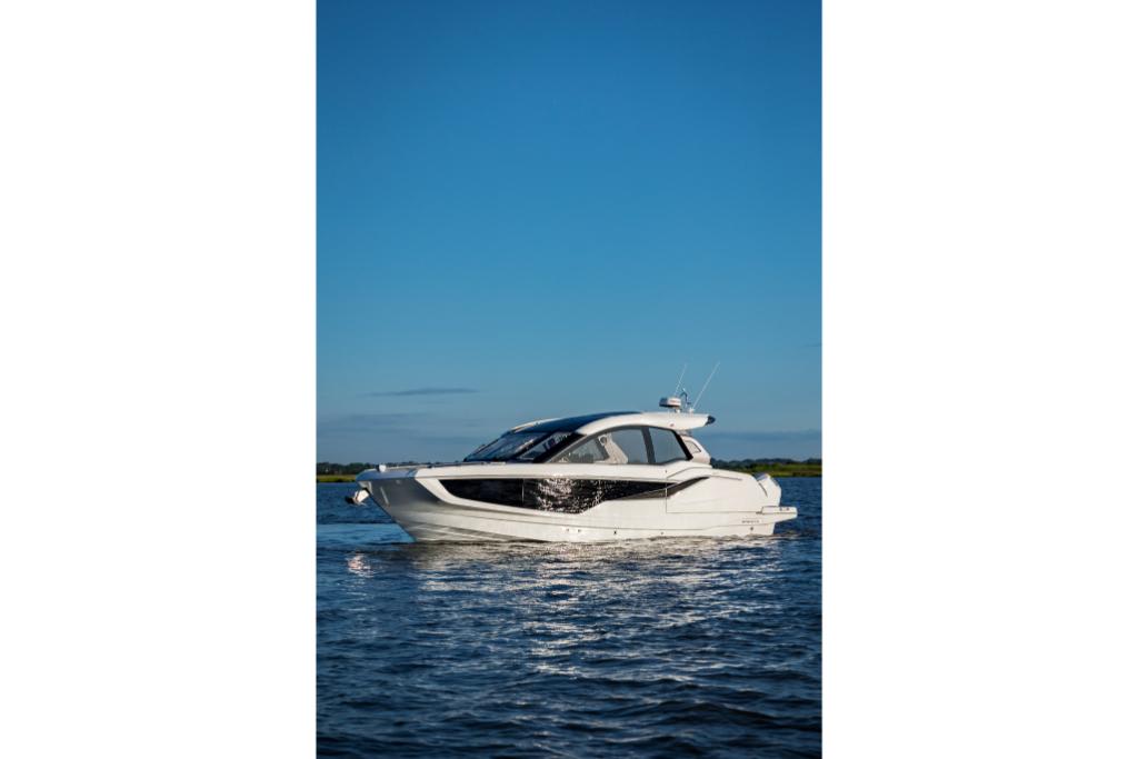 Slide: The Image of Galeon 375 GTO 2026 - 208