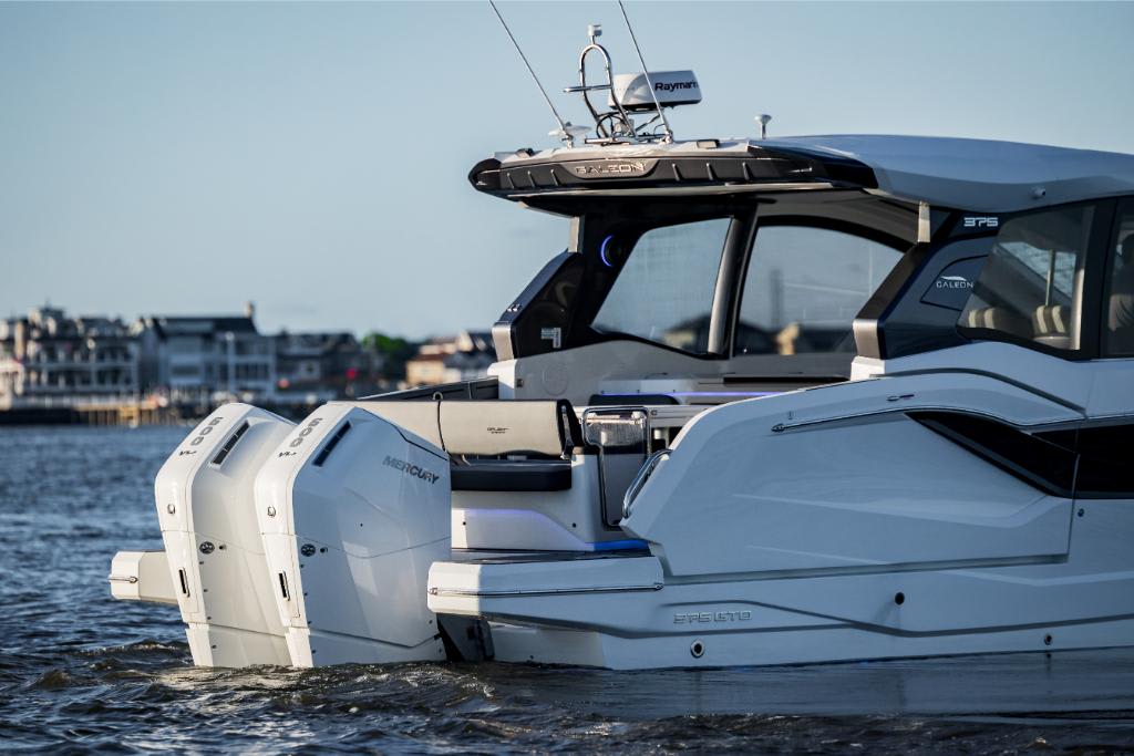 Slide: The Image of Galeon 375 GTO 2026 - 212