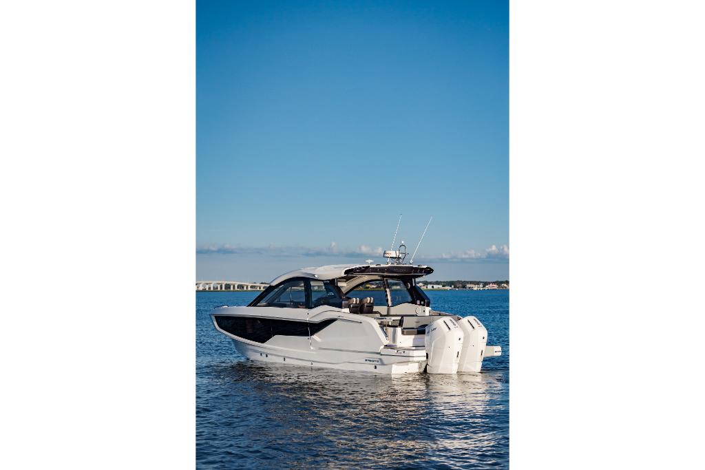 Slide: The Image of Galeon 375 GTO 2026 - 219