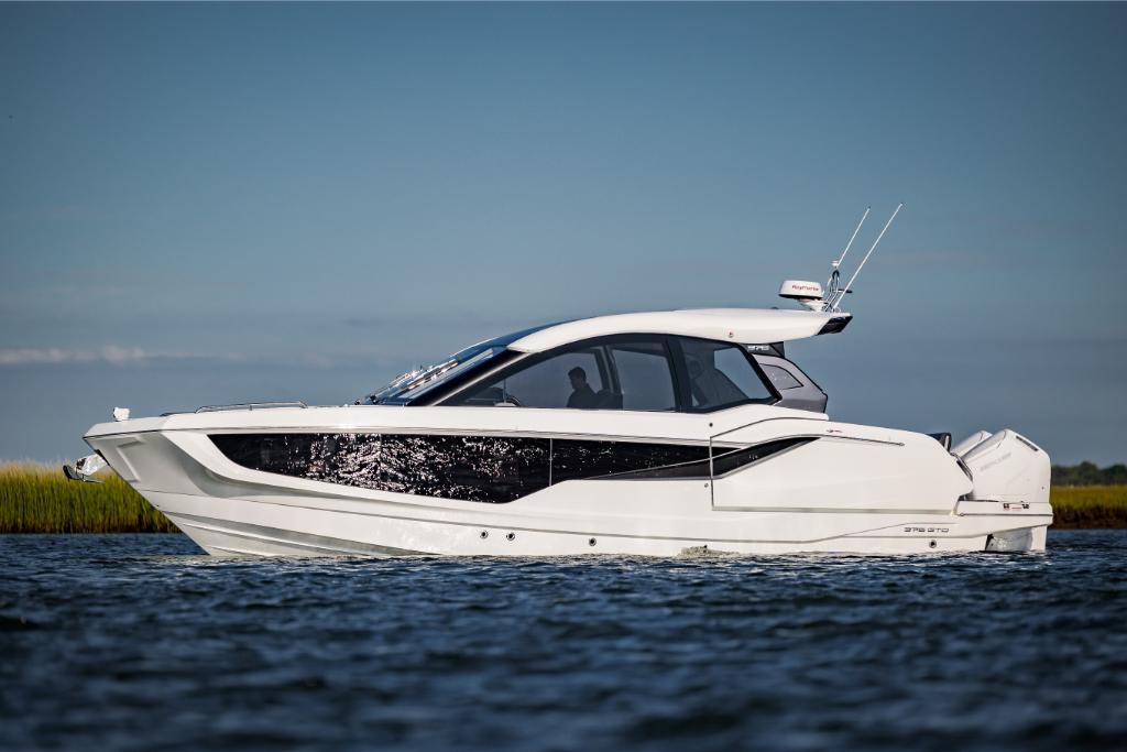 Slide: The Image of Galeon 375 GTO 2026 - 235