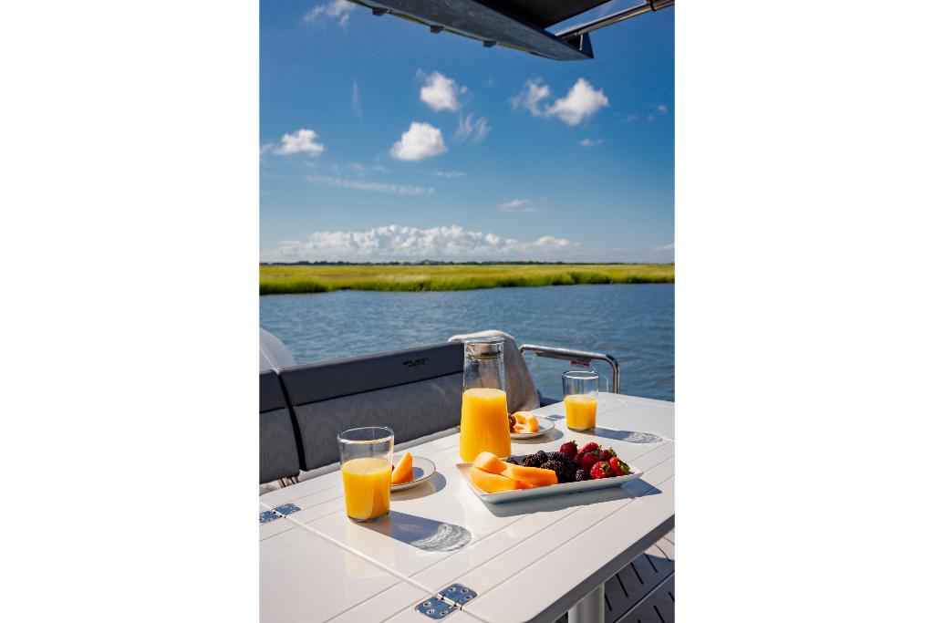 Slide: The Image of Galeon 375 GTO 2026 - 260