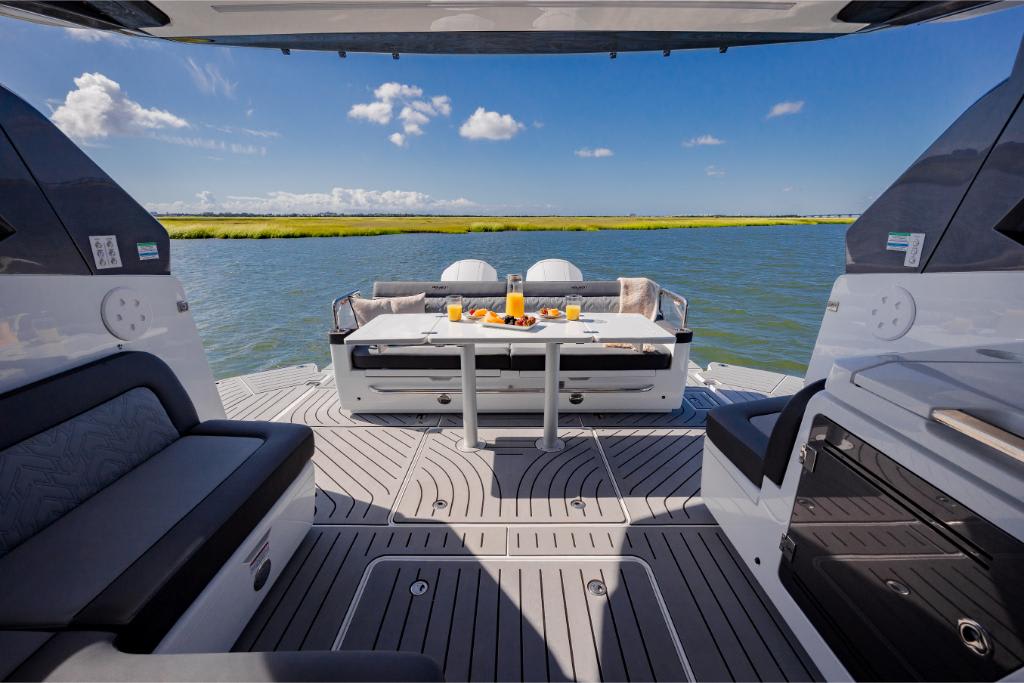 Slide: The Image of Galeon 375 GTO 2026 - 264