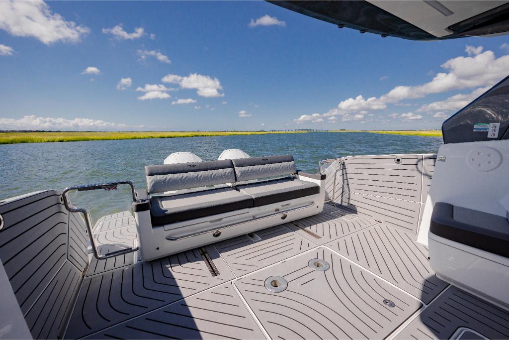 Slide: The Image of Galeon 375 GTO 2026 - 272