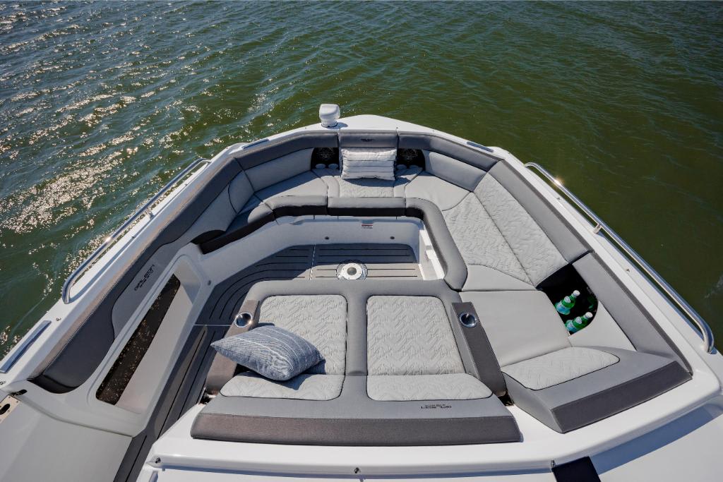 Slide: The Image of Galeon 375 GTO 2026 - 280