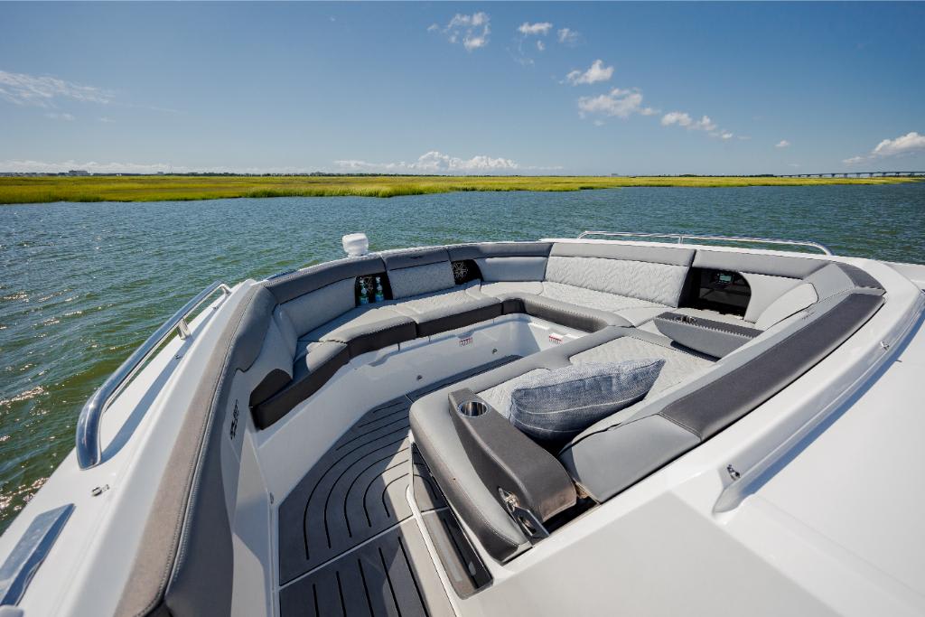 Slide: The Image of Galeon 375 GTO 2026 - 281