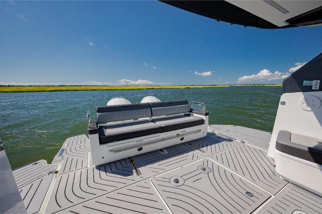 Slide: The Image of Galeon 375 GTO 2026 - 284