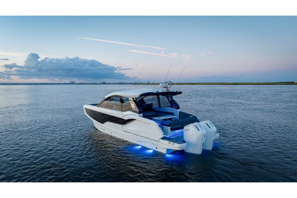 Slide: The Image of Galeon 375 GTO 2026 - 3